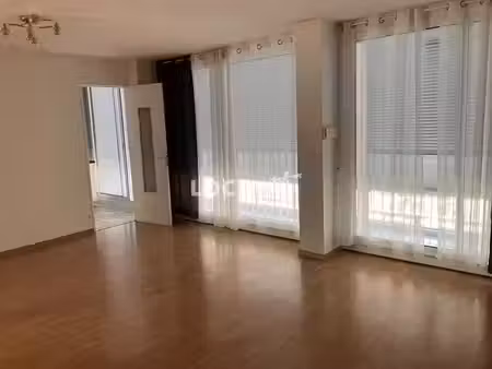 location appartement 3 pièces 65 m² à lyon 7 (69007)