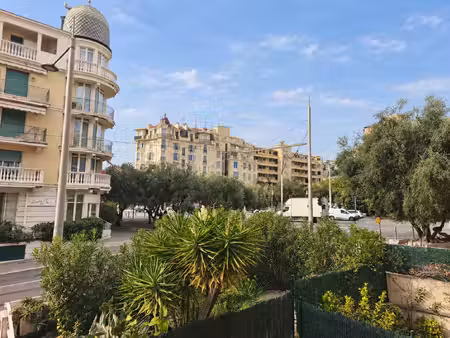 nice nord liberation 3 pieces avec terrasse  balcon et garage