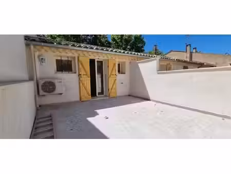 appartement moderne avec terrasse à pertuis