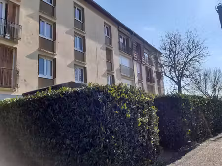 t3 avec douche st loup sur semouse