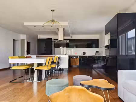 maison de 8 pièces de luxe en location à rezé  pays de la loire