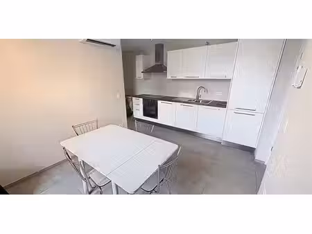 appartement à louer à namur pour € 390 avec 2 chambres à coucher