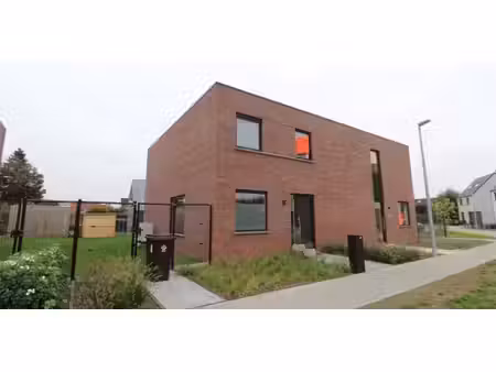 maison à louer à sijsele pour € 1.300 avec 3 chambres à coucher