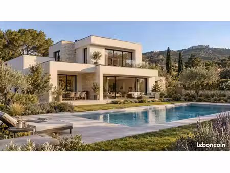 ceyreste – terrain plat de 735 m² + projet de villa 130 m²