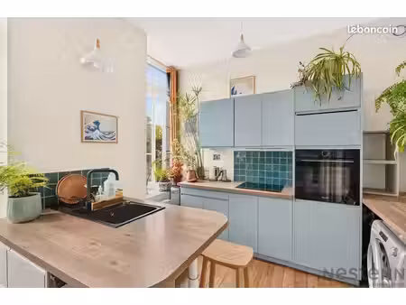 studio 3 pièces 52 m²