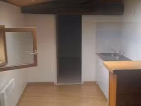 location appartement 2 pièces à bagas (33190) : à louer 2 pièces / 45m² bagas