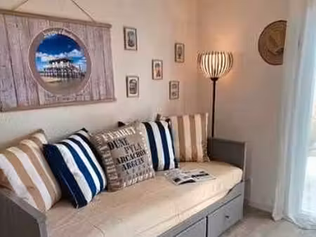 location maison à la teste-de-buch (33115) : à louer / 23m² la teste-de-buch