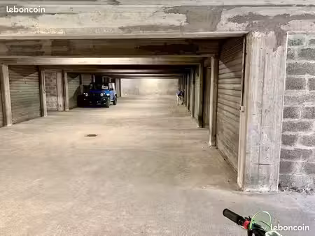 garage box fermé lyon 6