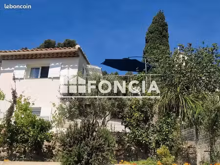 maison 2 pièces 35m² à louer 1000 - carqueiranne 83320