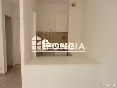 appartement 25.75m² à louer 481.72 - juan les pins 06160