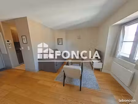 appartement meublé 3 pièces 56.8m² à louer 800 - arles 13200