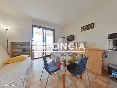 appartement meublé 18.45m² à louer 600 - la londe les maures 83250