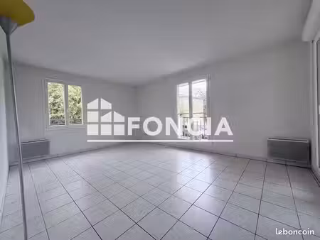 appartement 3 pièces 60.11m² à louer 1050 - le beausset 83330