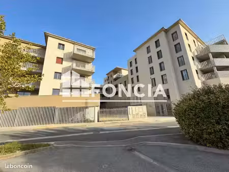 appartement 2 pièces 55.48m² à louer 960 - marignane 13700