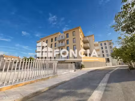 appartement 5 pièces 109.93m² à louer 1748.69 - marignane 13700