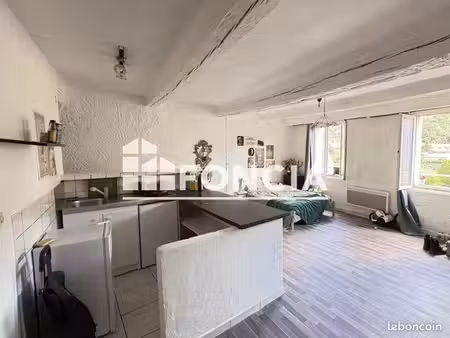 appartement 43m² à louer 554.88 - ollioules 83190