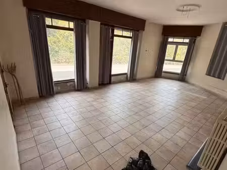 location espace d'habitation / stockage / commercial