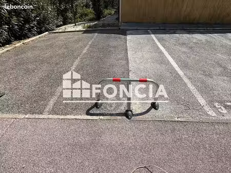 stationnement à louer 50 - le lavandou 83980