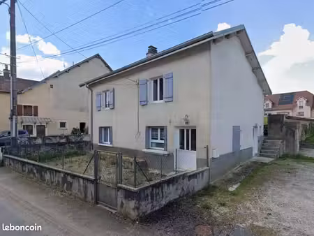 maison 5 pièces 104 m²
