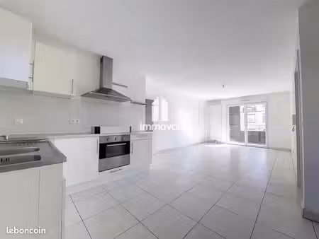 appartement 4 pièces 79 m²