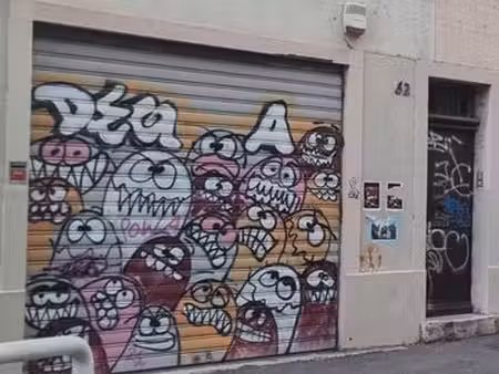 magasin/ local commercial/ garage/ atelier