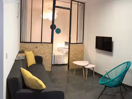 t2/3 panier /centre ville au calme prox commodités