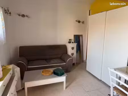 t2 de 26 m² avec parking – edf compris - les milles