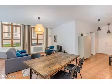 location t3 57 m² – 2 chambres – terrasse – hyper-centre marseille