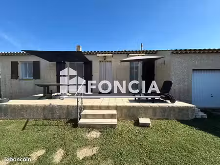 maison 5 pièces 101m² à louer 1650 - salon de provence 13300