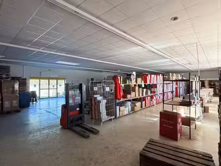 local commercial à louer
