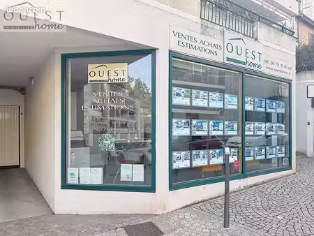 maison 8 pièces 250 m²