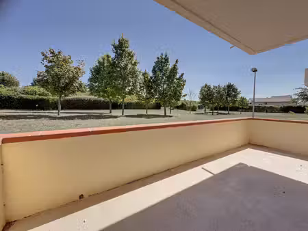 appartement t2 40m2 avec parking