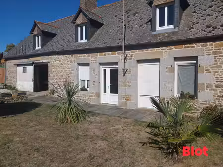 maison à rénover entièrement avec beau potentiel  63m2  grenier et garage. la selle en cog
