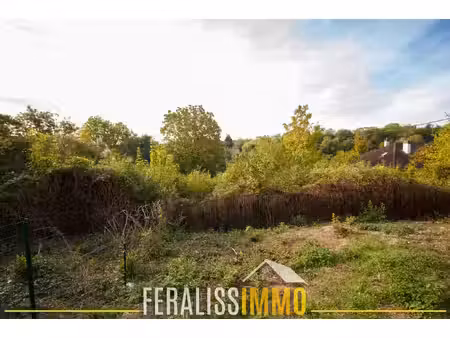 terrain de 900 m2 avec vue dégagée !