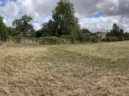 vente terrain à celles-sur-belle (79370) : à vendre / celles-sur-belle