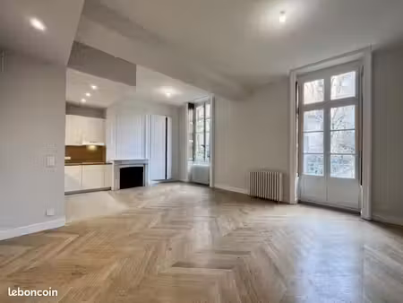 appartement 4 pièces 77 m²