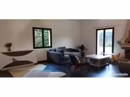 maison 180m2 avec piscine et studio indépendant