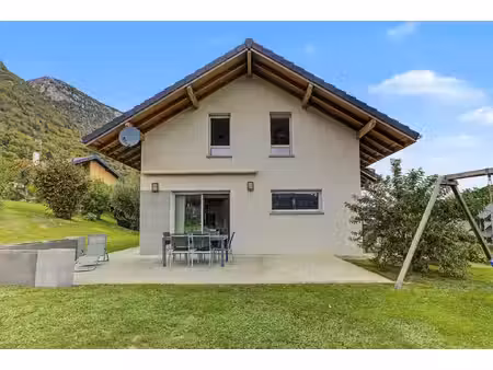 maison de luxe à vendre à entrevernes