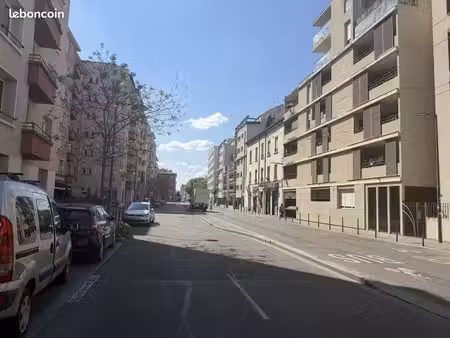 local commercial 72 m²