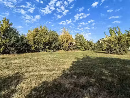vente terrain 1000 m² à aubignan (84810)  171 200 €
