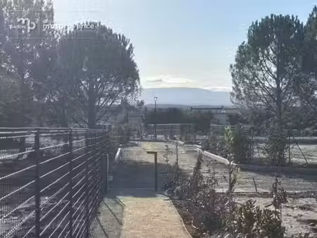 vente terrain 380 m² à caromb (84330)  110 000 €