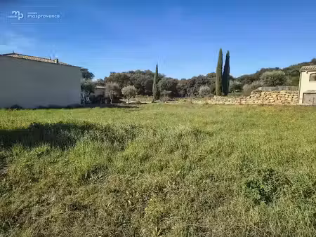 vente terrain 700 m² à castillon-du-gard (30210)  160 000 €
