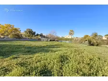 vente terrain 1100 m² à antibes (06600)  490 000 €