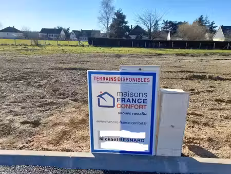 vente terrain 825 m² à acquigny (27400)  85 000 €