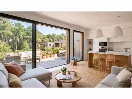 93 m² au total – 3 pièces + balcon + 2 parkings