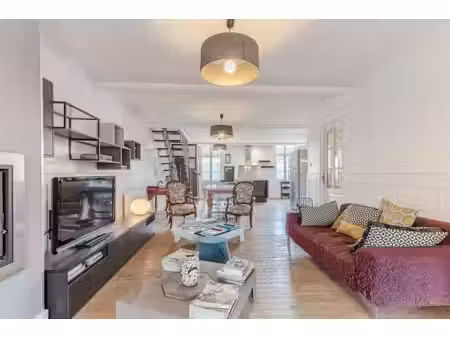 bel appartement t4 de 164 m² à bordeaux nansouty