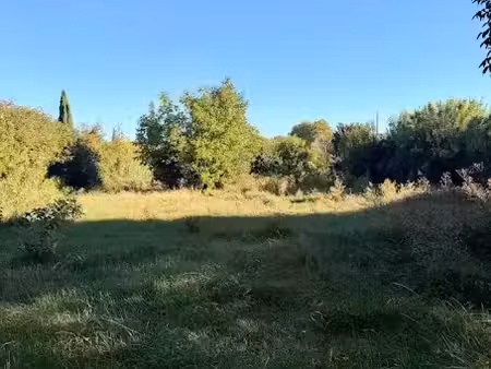 vente terrain 743 m² à gardanne (13120)  245 000 €