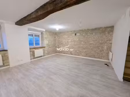 location appartement 4 pièces 110 m² à beaumont (86490)  730 €