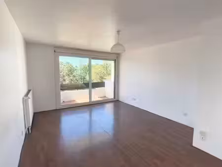a louer t2 49m² av de st exupery