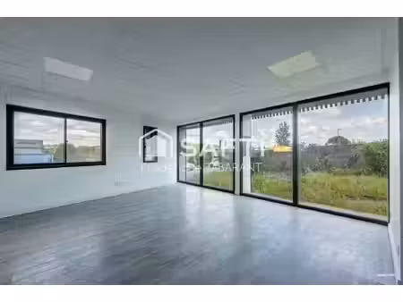 vente commerce 3 pièces 85 m² mondouzil (31850)